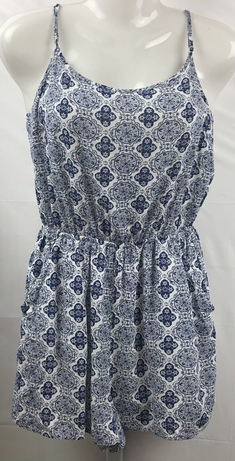 H&M Divided Romper Women 6 Blue Geo Elastic 100% Viscose Crossback Elastic Waist
